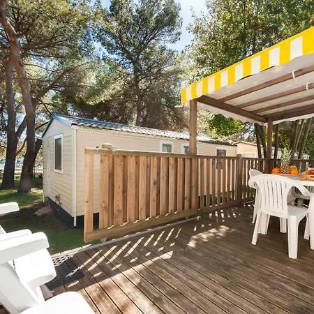 Ferienpark Glamping And Mobile Homes Lavanda - Centre Bi Village