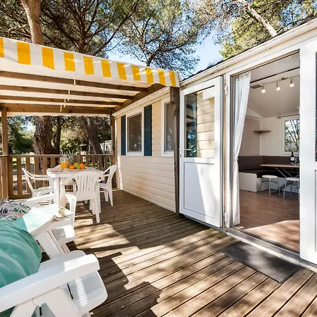 Ferienpark Glamping And Mobile Homes Lavanda - Centre Bi Village Fažana