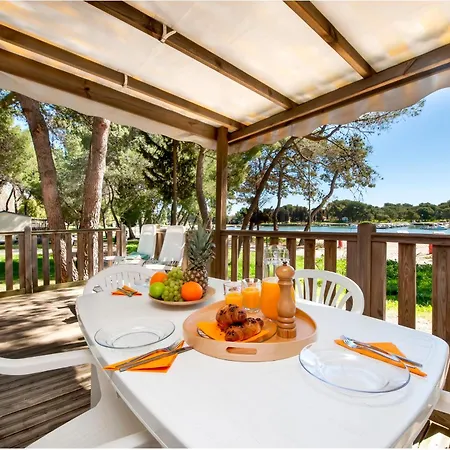 Glamping And Mobile Homes Lavanda - Centre Bi Village 4* Fažana