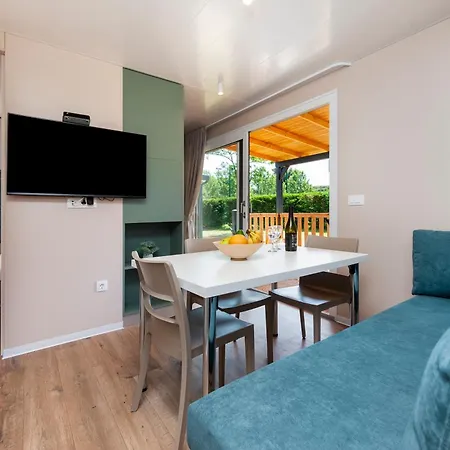 Glamping And Mobile Homes Lavanda - Centre Bi Village Ferienpark
