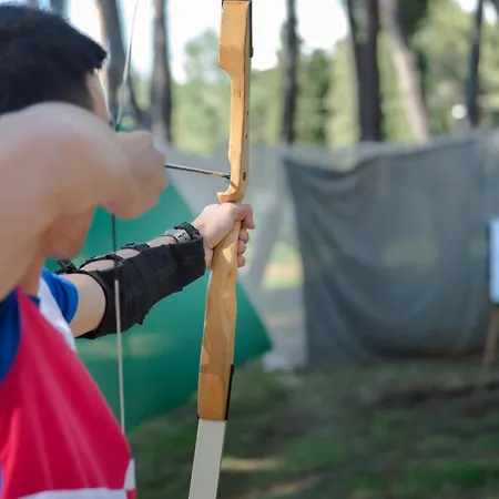 منتزه العطل Glamping And Mobile Homes Lavanda - Centre Bi Village