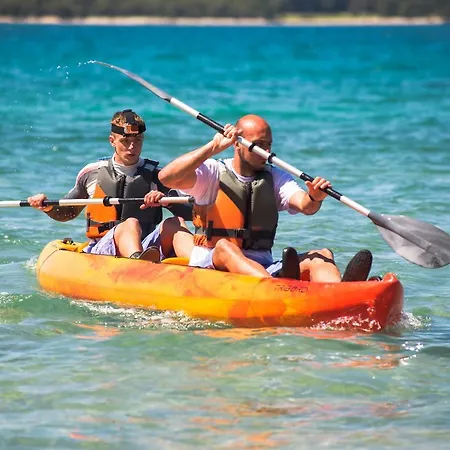 Glamping And Mobile Homes Lavanda - Centre Bi Village 4* فاجانا