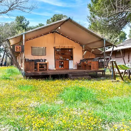 Centre Bi Village - Glamping And Mobile Homes Lavanda Tatil parkı