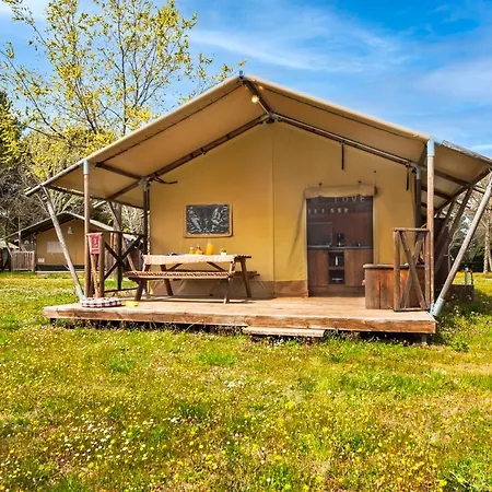 Centre Bi Village - Glamping And Mobile Homes Lavanda 4* Fažana