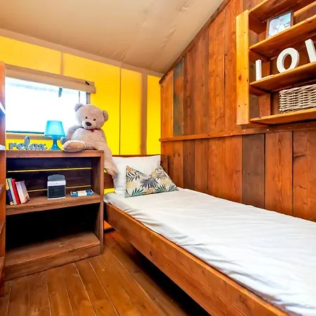 Glamping And Mobile Homes Lavanda - Centre Bi Village فاجانا