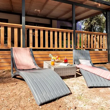 Centre Bi Village - Glamping And Mobile Homes Lavanda 4* Fažana