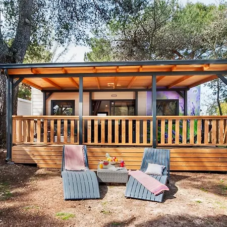 Holiday park Centre Bi Village - Glamping And Mobile Homes Lavanda 4*