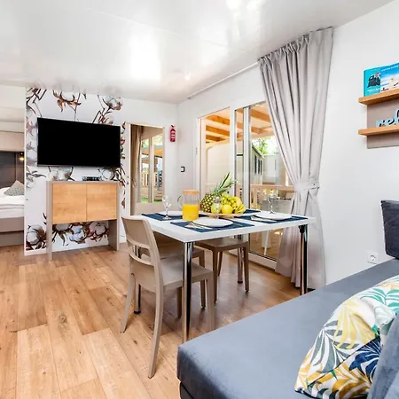 Kompleks wypoczynkowy Holiday Centre Bi Village - Glamping And Mobile Homes Lavanda
