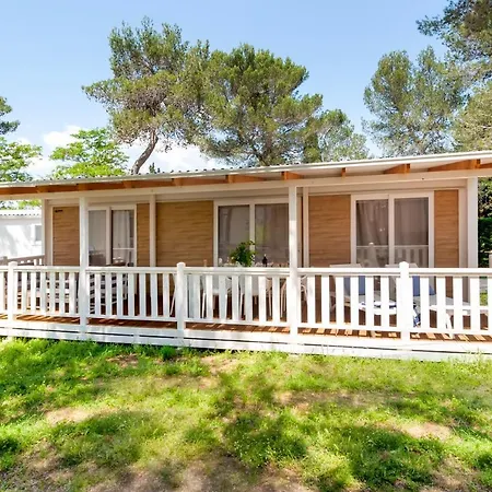 Centre Bi Village - Glamping And Mobile Homes Lavanda Holiday park Fazana