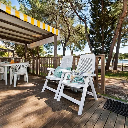 Centre Bi Village - Glamping And Mobile Homes Lavanda 4*